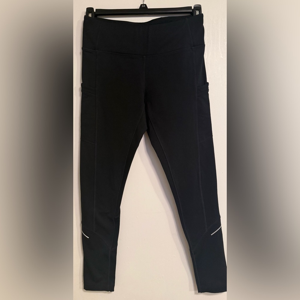 Mondetta Performance + Luxury Black Leggings w Pockets  | Size Medium